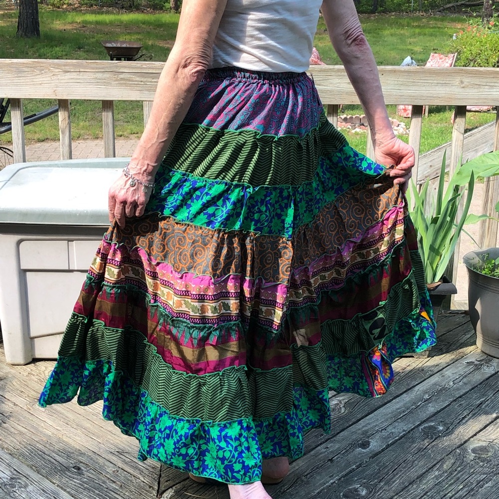 NWT Beautiful boho/festival style long skirt. - Picture 5 of 7